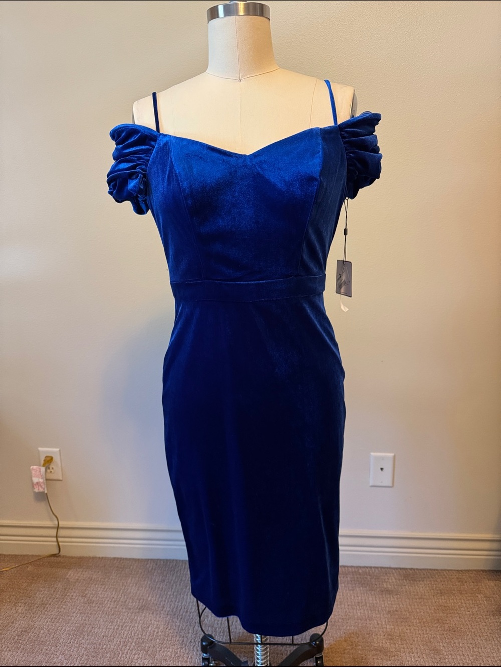 Laundry By Shelli Segal Cobalt Blue Velvet Midi Dress
